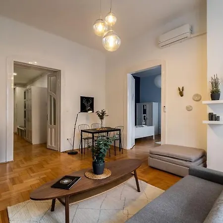 Апартаменты Ermosa